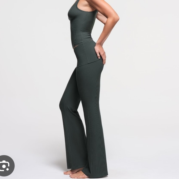 SKIMS Soft Lounge Pullover Pant M NWT - Picture 9 of 10